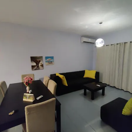 Ashiana Oceanside Apartment Flic en Flac Exterior photo